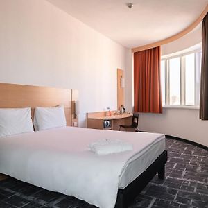 Premium King Room